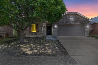 619 Denali, Arlington TX 76002 - Photo 3
