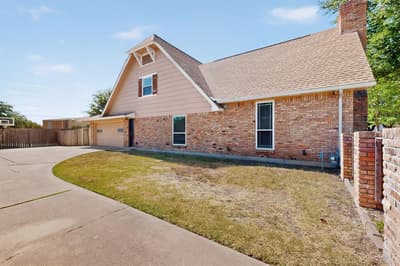 1380 Green Hills Court, Duncanville TX 75137 - Photo 2