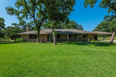 2136 Hayes Road, Mineral Wells TX 76067 - Photo 2