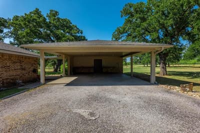 2136 Hayes Road, Mineral Wells TX 76067 - Photo 4