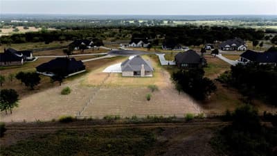 1045 Bermes Court, Brock TX 76087 - Photo 4