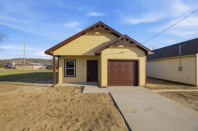 512 SW 15th Street, Mineral Wells TX 76067