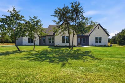 104 Springhill Court, Springtown TX 76082