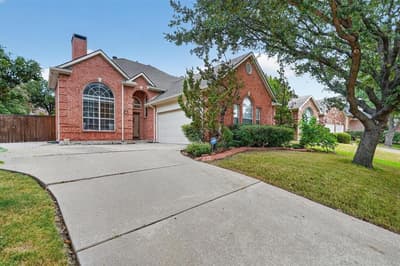 9803 Hickory Hollow Lane, Irving TX 75063