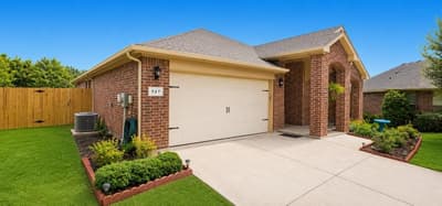 127 Creekview Drive, Azle TX 76020 - Photo 3