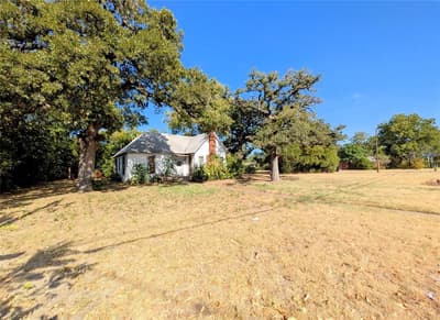 1723 Haltom Road, Haltom City TX 76117
