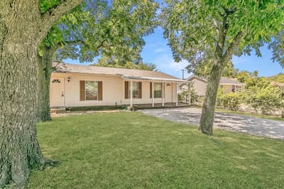 5729 Wellesley Avenue, Fort Worth TX 76107 - Photo 3