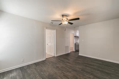 5729 Wellesley Avenue, Fort Worth TX 76107 - Photo 4