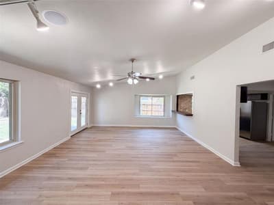 220 Grand Meadow Drive, Fort Worth TX 76108 - Photo 3