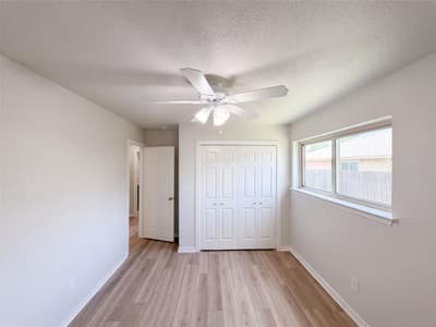 220 Grand Meadow Drive, Fort Worth TX 76108 - Photo 4