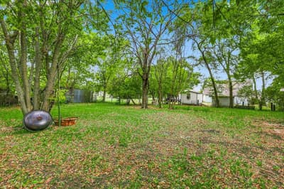 220 S 2nd Street, Wills Point TX 75169 - Photo 2