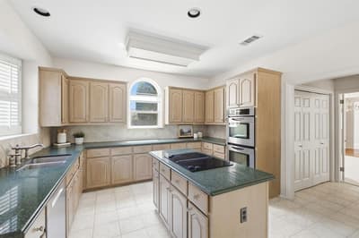657 Oakdale Drive, Plano TX 75025 - Photo 4