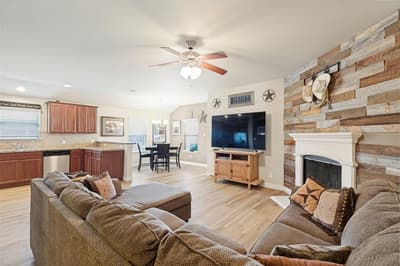 1412 St Johns Drive, Van Alstyne TX 75495 - Photo 4