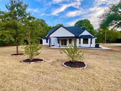 4855 Woodlawn Road, Sherman TX 75090 - Photo 3