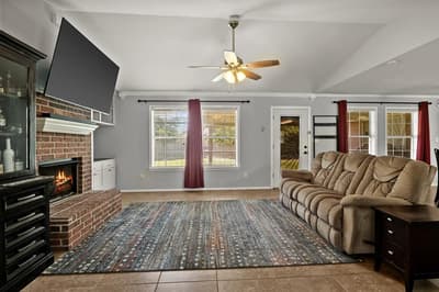 2707 Silver Spring Trail, Mount Pleasant TX 75455 - Photo 5