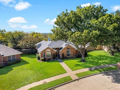 2307 Bristol Drive, Carrollton TX 75006 - Photo 4