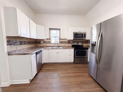 1216 Bessie Street, Fort Worth TX 76104 - Photo 2
