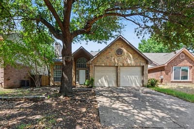 4721 Waterway Drive N, Fort Worth TX 76137