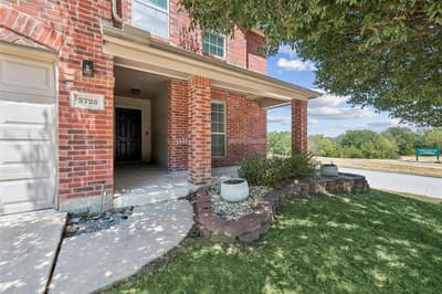 3725 Lazy River Ranch Road, Fort Worth TX 76262 - Photo 2