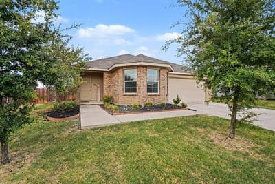 1512 Central Park Drive, Alvarado TX 76009