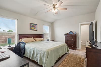 1512 Central Park Drive, Alvarado TX 76009 - Photo 4