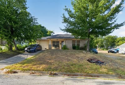 5532 Fernander Drive, Fort Worth TX 76107 - Photo 2