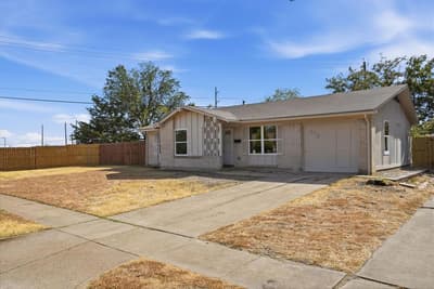 313 S Forest Crest Drive, Garland TX 75042 - Photo 2