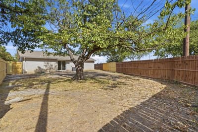 313 S Forest Crest Drive, Garland TX 75042 - Photo 3