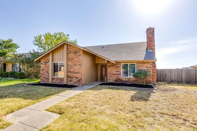 3226 Delaford Drive, Carrollton TX 75007 - Photo 3