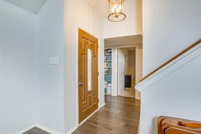 3226 Delaford Drive, Carrollton TX 75007 - Photo 5