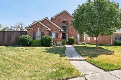 1512 Brewster Drive, Carrollton TX 75010 - Photo 2