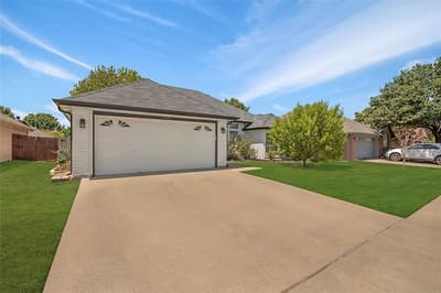 7429 Amber Drive, Watauga TX 76148 - Photo 2