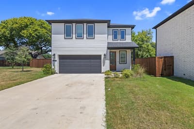 4539 Hogans Alley Drive, Arlington TX 76001 - Photo 3