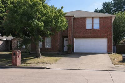 2805 Hillside Drive, Mesquite TX 75149 - Photo 2
