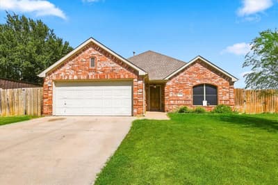 1012 Scenic Drive, Justin TX 76247 - Photo 2