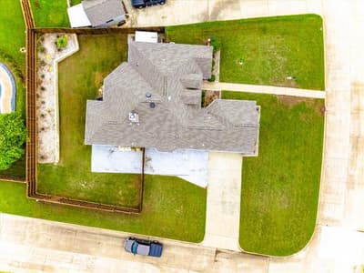 121 Daisey Lane, Justin TX 76247 - Photo 2