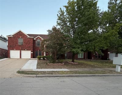 4316 Sleepy Glen Drive, Grand Prairie TX 75052