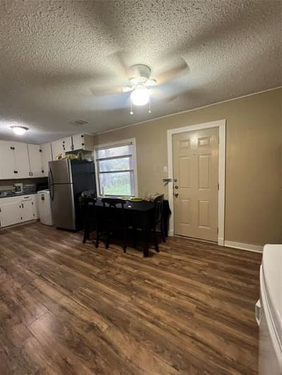 1328 E Jessamine Street, Fort Worth TX 76104 - Photo 3