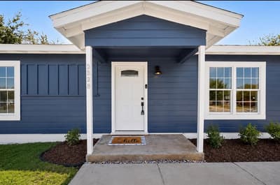 5586 Pinson Street, Fort Worth TX 76119 - Photo 3