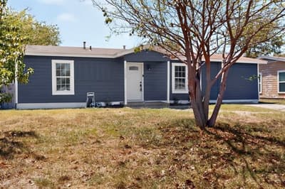 5586 Pinson Street, Fort Worth TX 76119