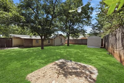 1218 Diana Drive, Arlington TX 76011 - Photo 2