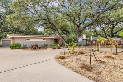 2112 Gregory Lane, Waco TX 76708 - Photo 4