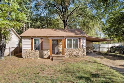 1306 W 10th Street, Mount Pleasant TX 75455