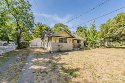 3824 Rusty Dell Street, Fort Worth TX 76111 - Photo 3