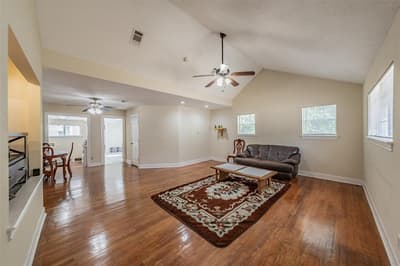 3824 Rusty Dell Street, Fort Worth TX 76111 - Photo 5
