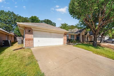 4413 Slick Rock Chase, Fort Worth TX 76040 - Photo 2