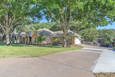 1809 Lakewood Drive, Weatherford TX 76087 - Photo 2