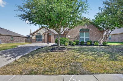 1107 Fairhaven Drive, Glenn Heights TX 75154 - Photo 2
