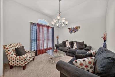 1107 Fairhaven Drive, Glenn Heights TX 75154 - Photo 5