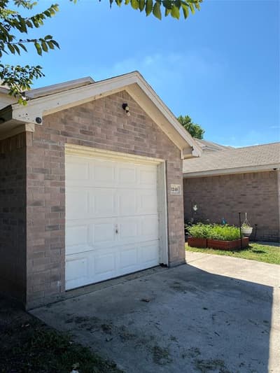 1248 Village Garden Drive, Azle TX 76020 - Photo 4